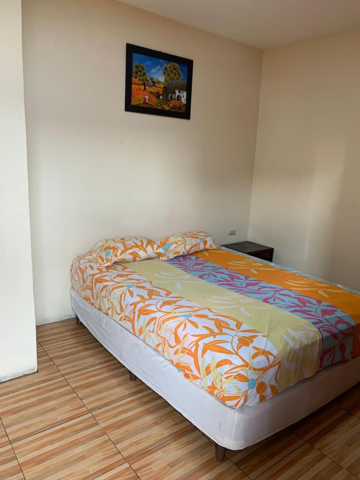 Отель Hostal Las Velas Манта Экстерьер фото