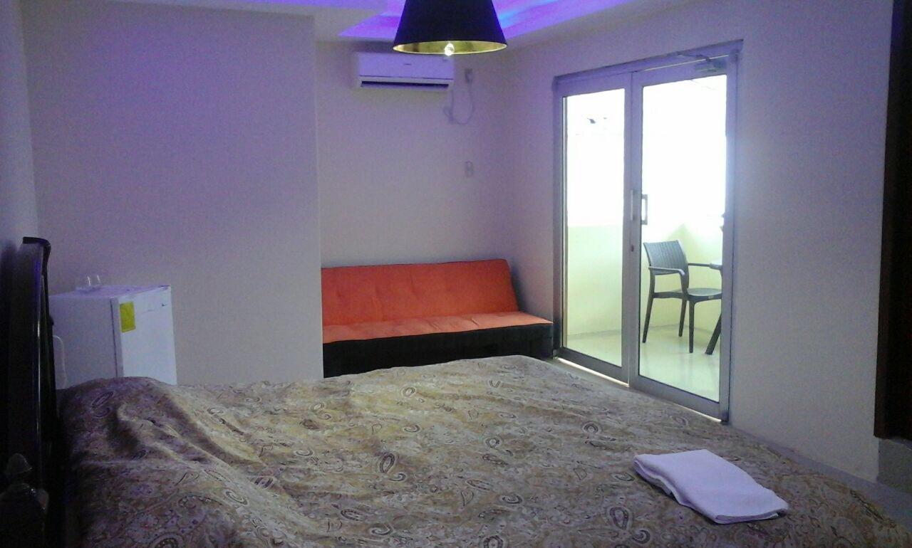 Отель Hostal Las Velas Манта Экстерьер фото